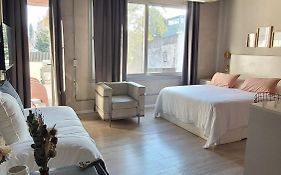 La Belle San Isidro Lofts